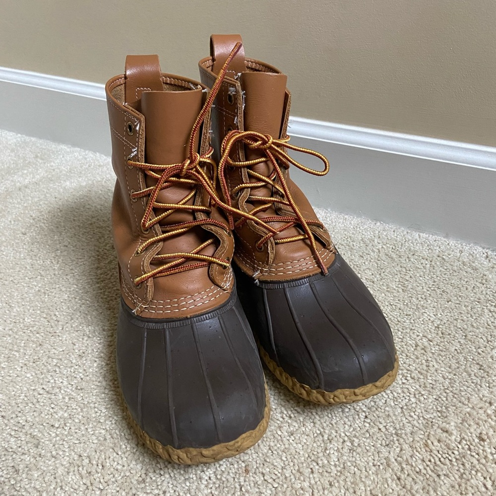 Women’s size 8w LL Bean Boots